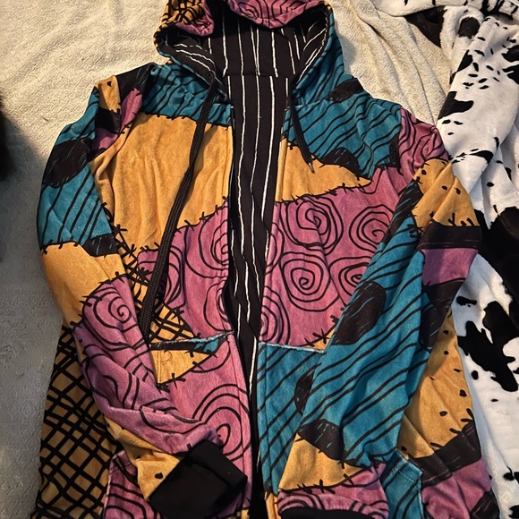 Reversible women’s nightmare before Christmas zip up hoodie. - Picture 2 of 2